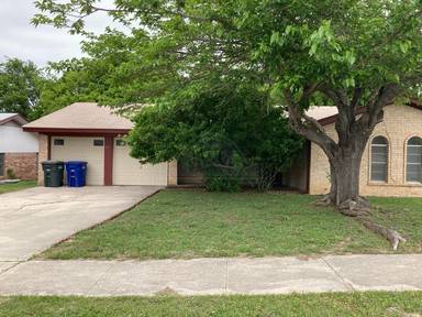 Main picture of 919 Randa St
