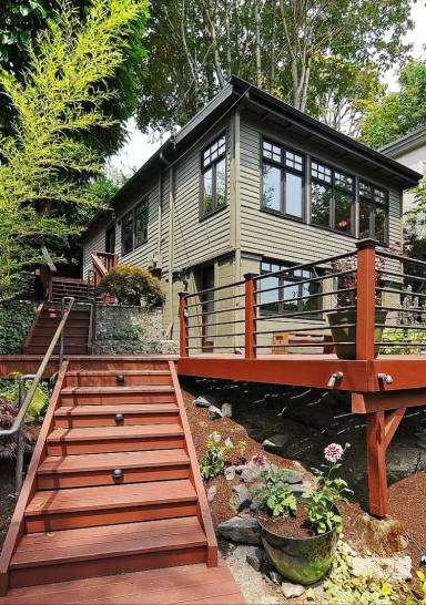 Main picture of 1117 Newport Way