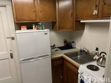 Main picture of 474 Commonwealth Ave