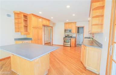 Main picture of 14352 Mervyn Pl