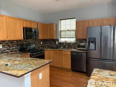 Main picture of 602 Margaret Ct