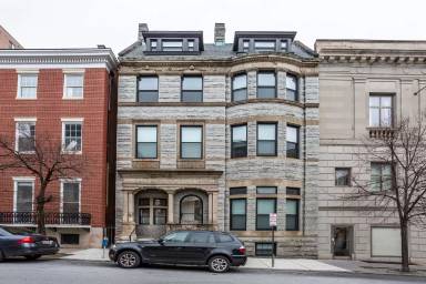 Main picture of 605 Park Ave