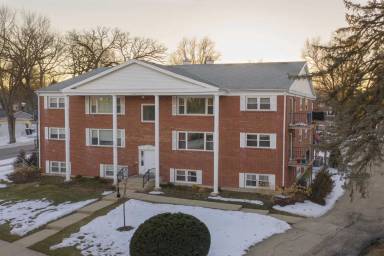 Main picture of 629 S Batavia Ave