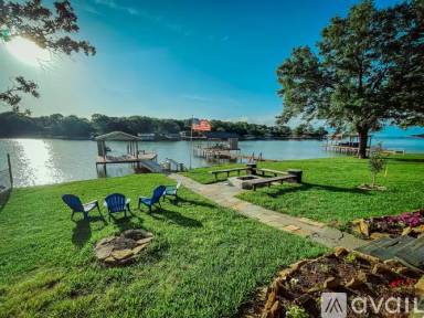 Main picture of 150 Red Bluff Loop