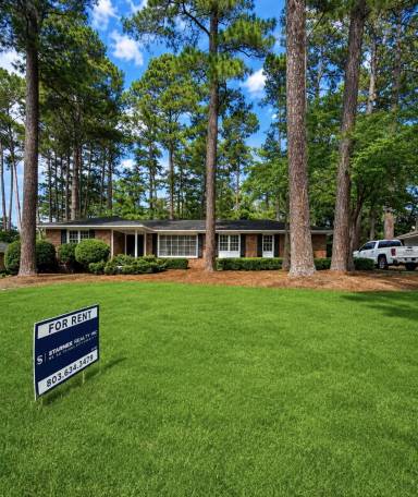 Main picture of 622 Canterbury Dr