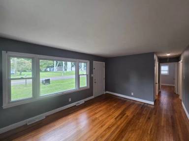 Main picture of 110 S Eleventh St