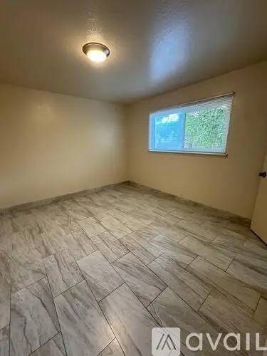 Main picture of 4250 Central Ave