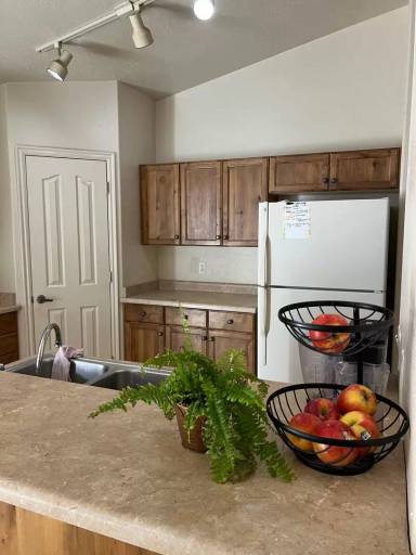 Main picture of 1748 N 2130 W