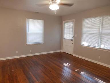 Main picture of 768 Arkansas St