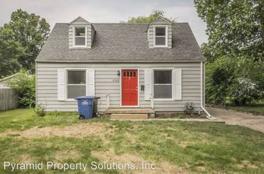 Main picture of 2320 49th Pl