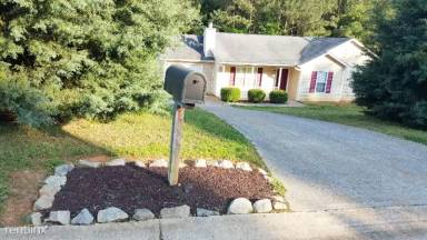 Main picture of 466 Southern Trace Dr