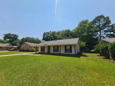 Main picture of 861 Balfour Rd