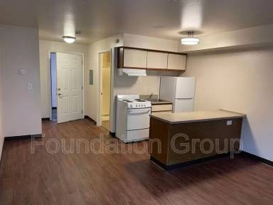 Main picture of Hill House Apartments