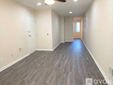Main picture of 2217 Linden Ave