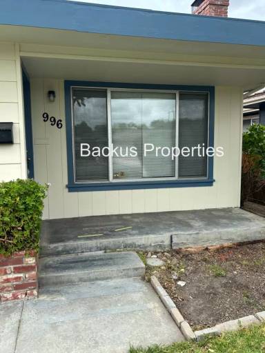 Main picture of 996 Junipero Way
