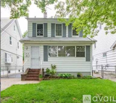 Main picture of 8259 233rd St