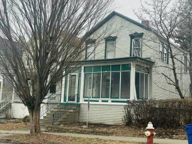 Main picture of 97 3rd Ave