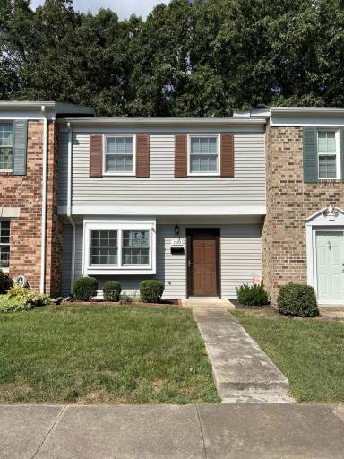 Main picture of 1570 United Ct