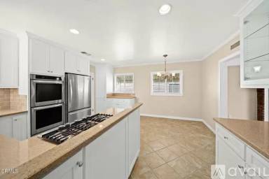 Main picture of 3727 El Moreno St
