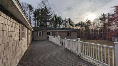 Main picture of 254 Bean Hill Rd