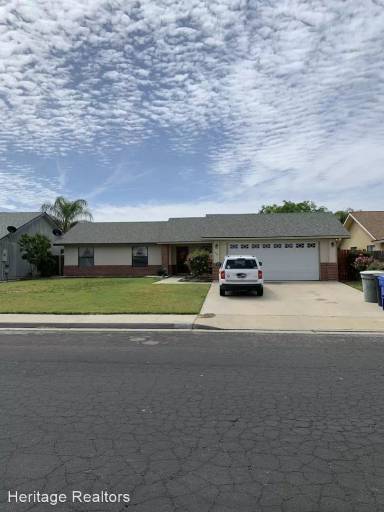 Main picture of 1451 Christine Ln