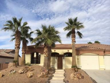 Main picture of 3925 N Hillington Ln