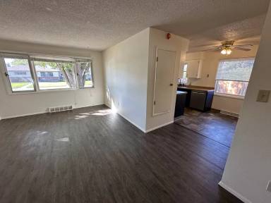 Main picture of 1703 15th Ave S