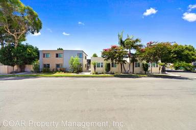 Main picture of 907 Grand Ave