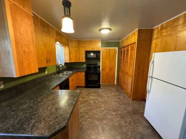 Main picture of 704 20th St S