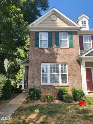 Main picture of 642 Cupola Dr