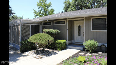 Main picture of 15330 Calle Enrique