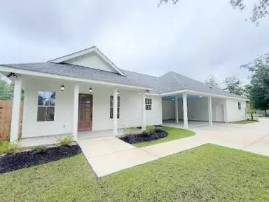 Main picture of 2240 Caroline St