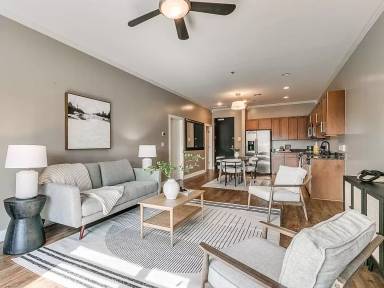 Main picture of 444 N Central Ave