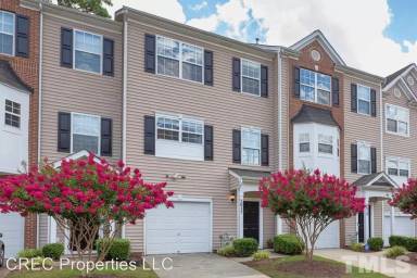 Main picture of 2617 Wyntercrest Ln