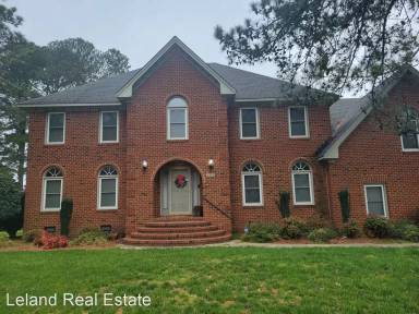 Main picture of 1305 Turnberry Ct