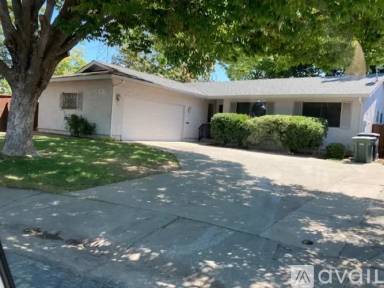 Main picture of 2811 Seton Hill Ct