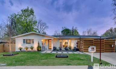 Main picture of 5002 N Fresco Dr