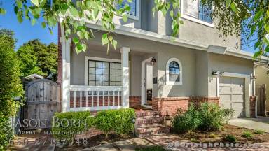 Main picture of 1817 Greenwood Ave