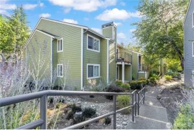 Main picture of 12511 SE 41st Pl