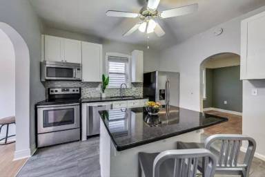 Main picture of 2067 N Bingham St