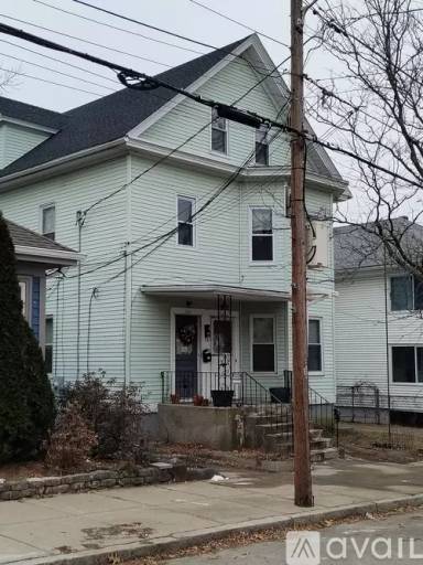 Main picture of 132 Trenton St