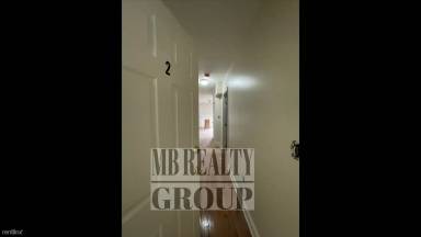 Main picture of 83 Hall St