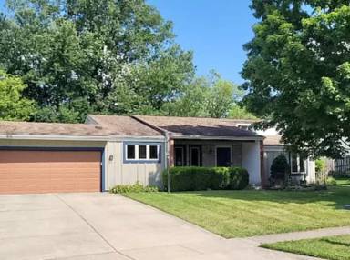 Main picture of 818 Eastchester Dr