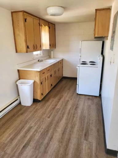 Main picture of 320 E Cherry St