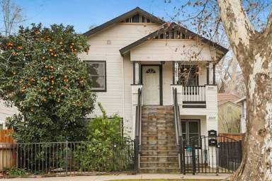 Main picture of 2021 3rd St