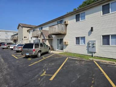 Main picture of 820 Edgebrook Dr