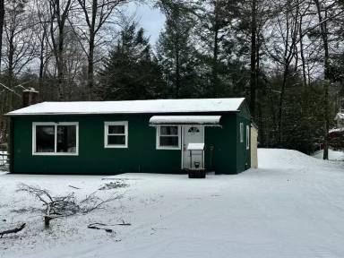 Main picture of 63 Tallwood Dr