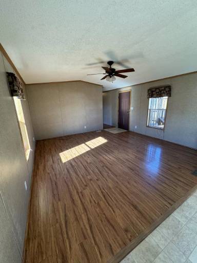 Main picture of 533 35th Ave NW