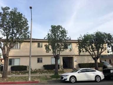 Main picture of 914 S Alma St
