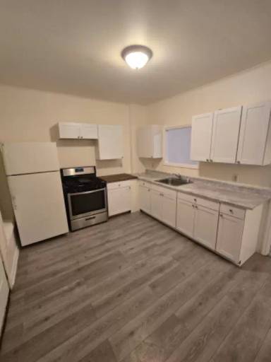 Main picture of 1636 Foster Ave